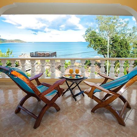 Jardin Marron Daire Baie Sainte Anne Dış mekan fotoğraf