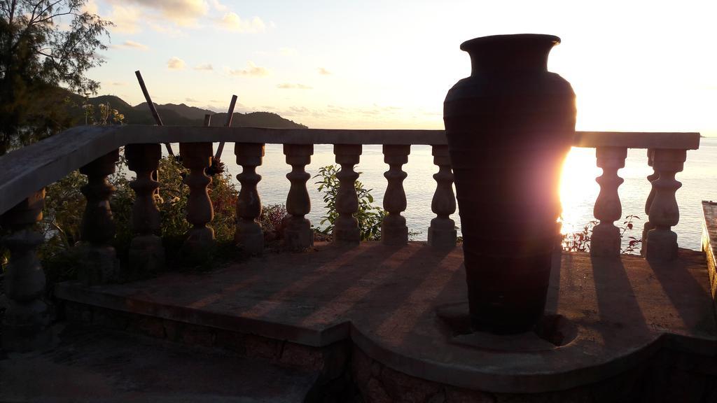 Jardin Marron Daire Baie Sainte Anne Dış mekan fotoğraf